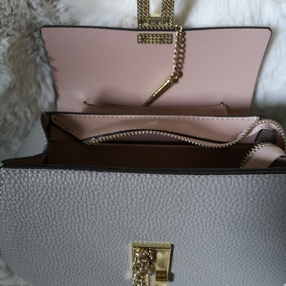 Lacattura Gray crossbody bag - Picture 3 of 12